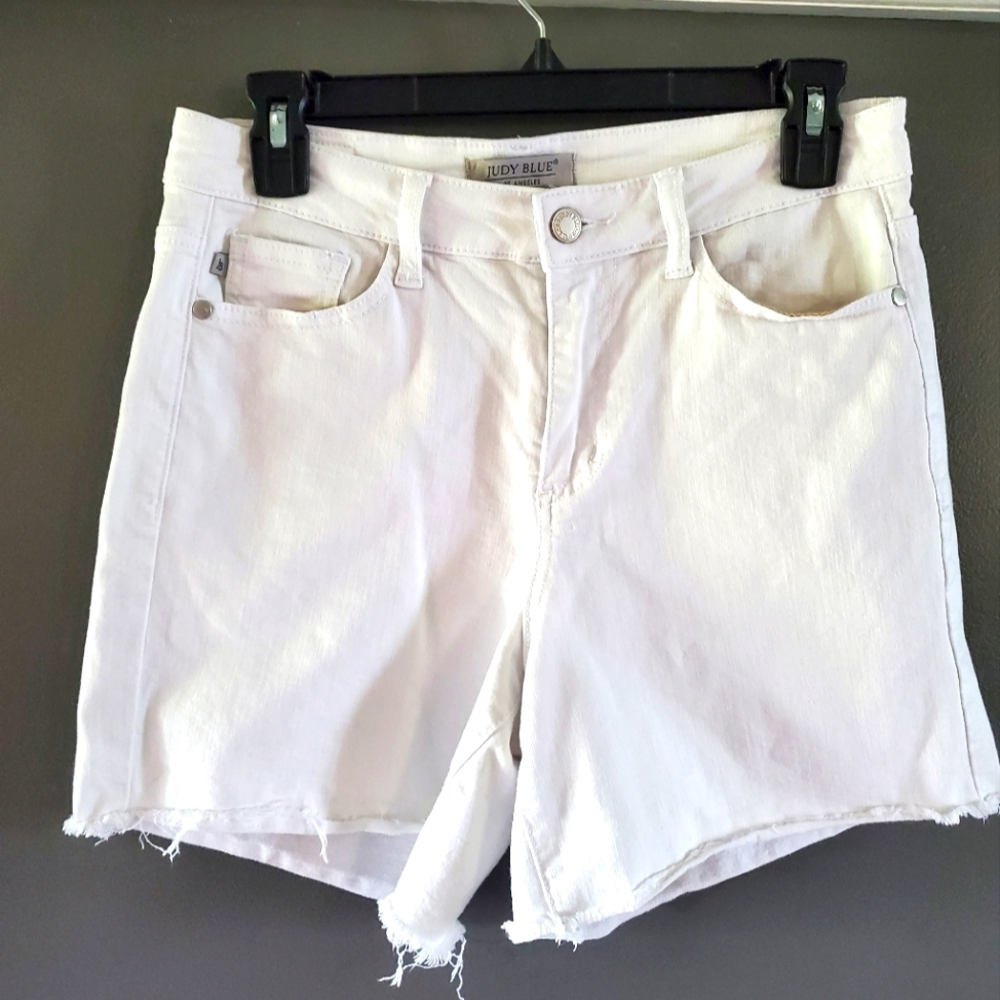 🤍 JUDY BLUE 🤍 High Waist Cutoff Shorts M